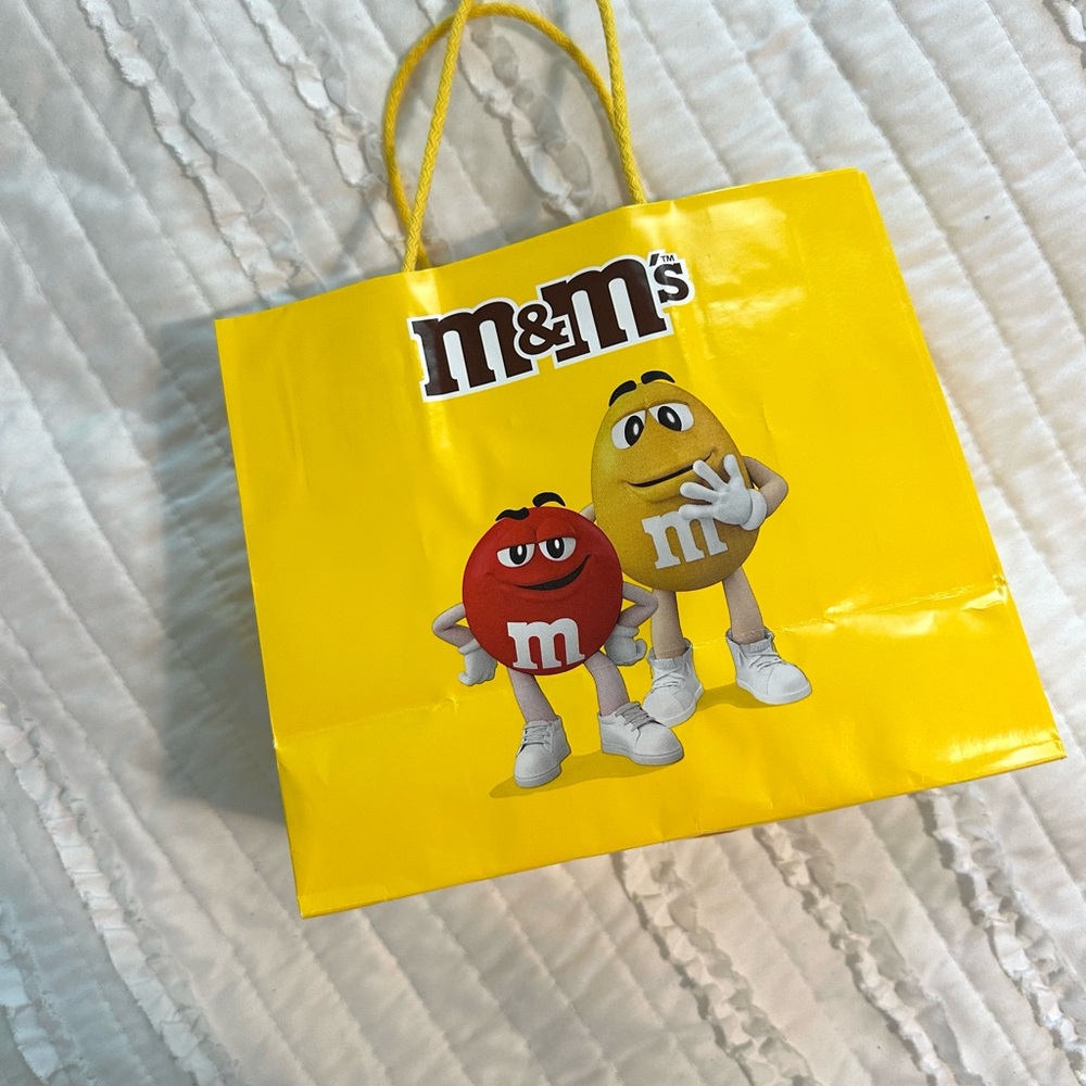 M&M’s Candy Brand Yellow Small Gift Bag From Las Vegas M&M Store Purple M&ms - Picture 3 of 8